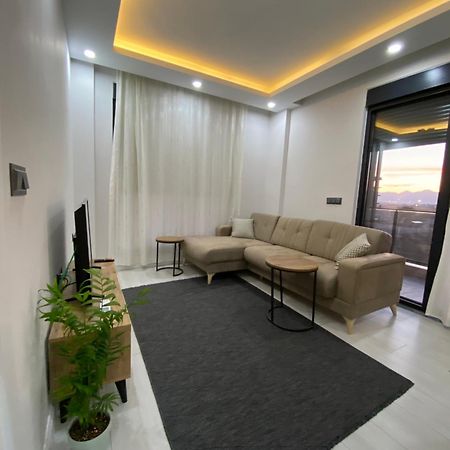 Antalya Havalimanina Yakin Havuzlu 1+1 Lux Daire Kültér fotó